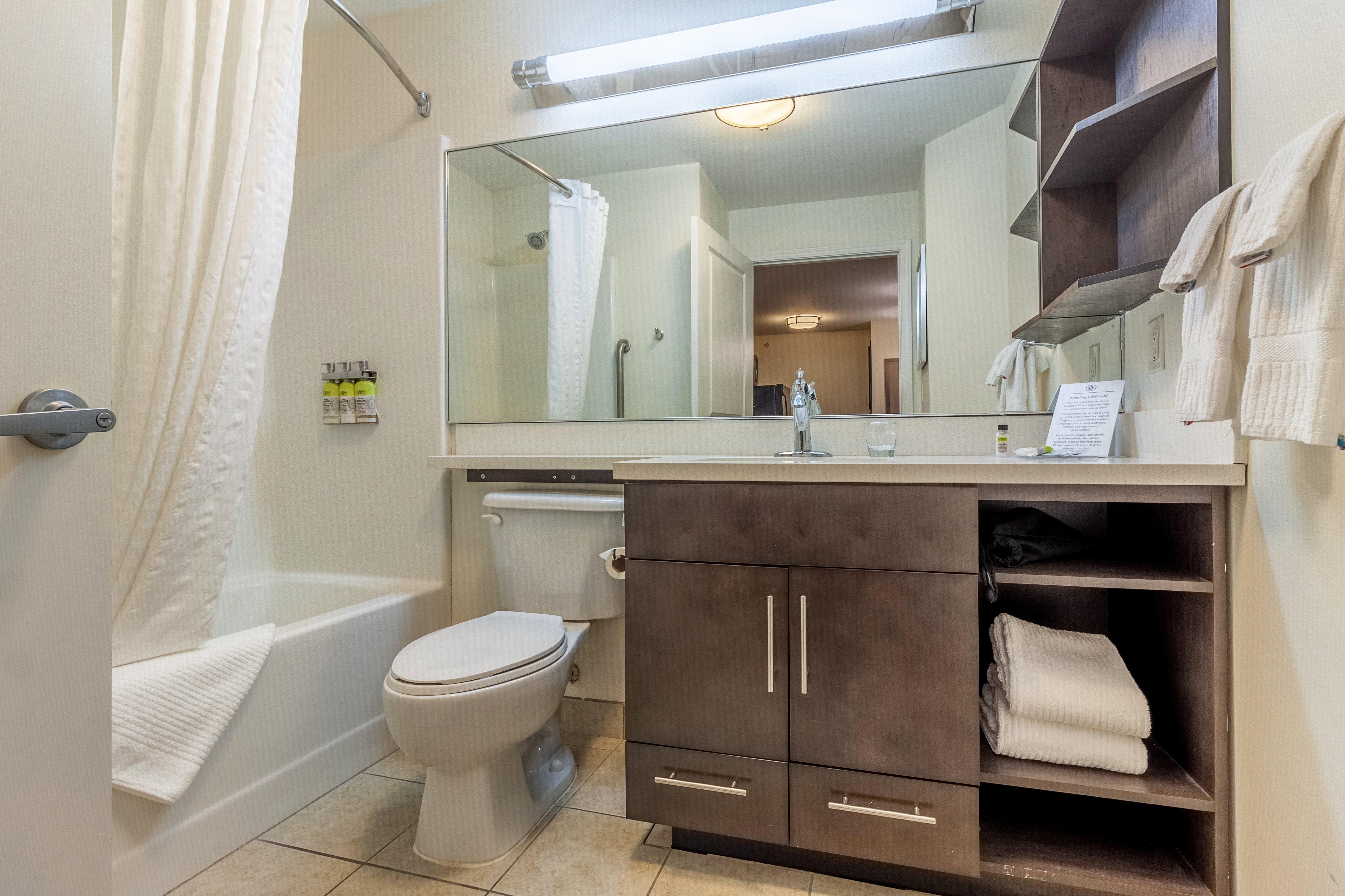 Candlewood Suites Lincoln By Ihg Экстерьер фото