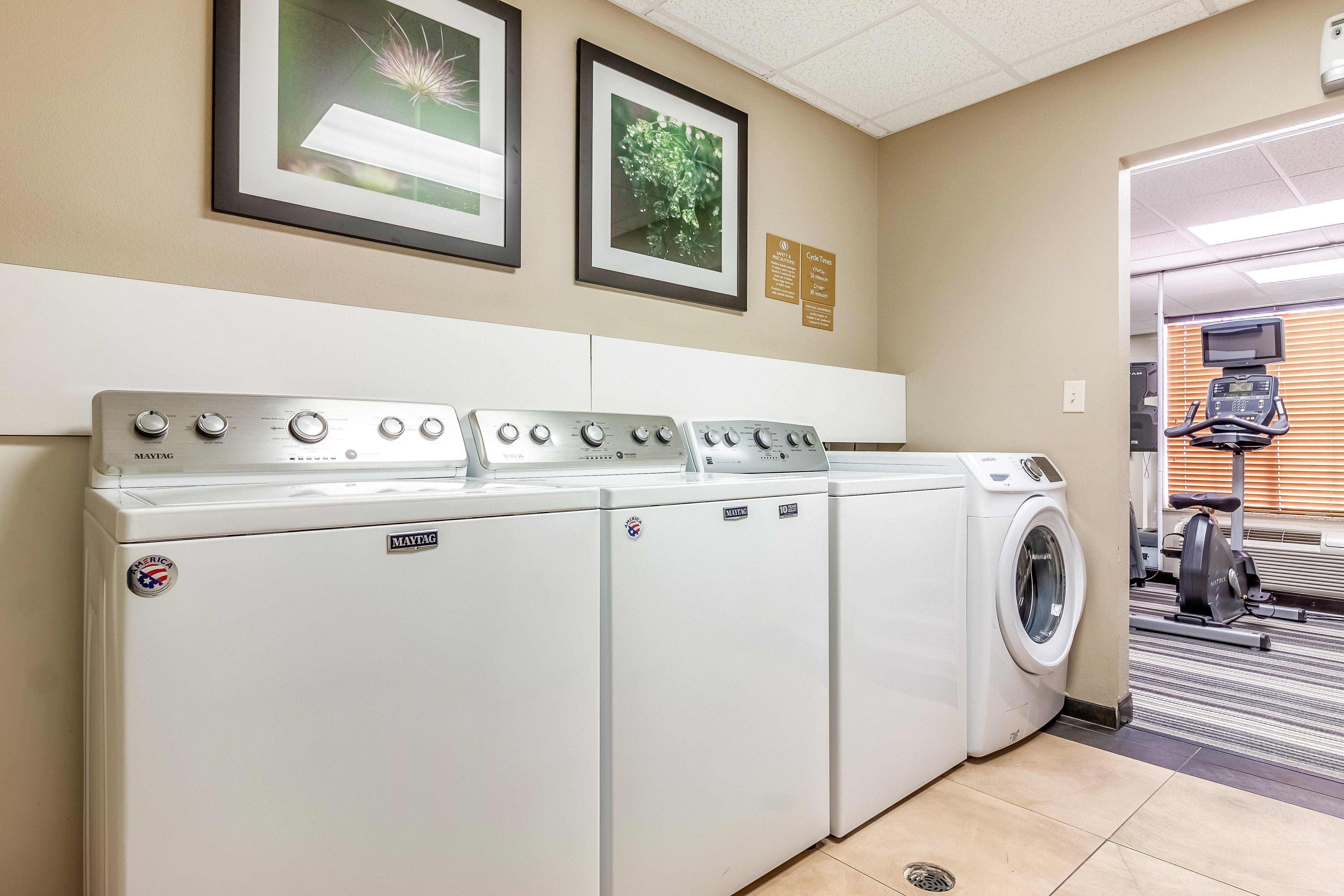 Candlewood Suites Lincoln By Ihg Экстерьер фото