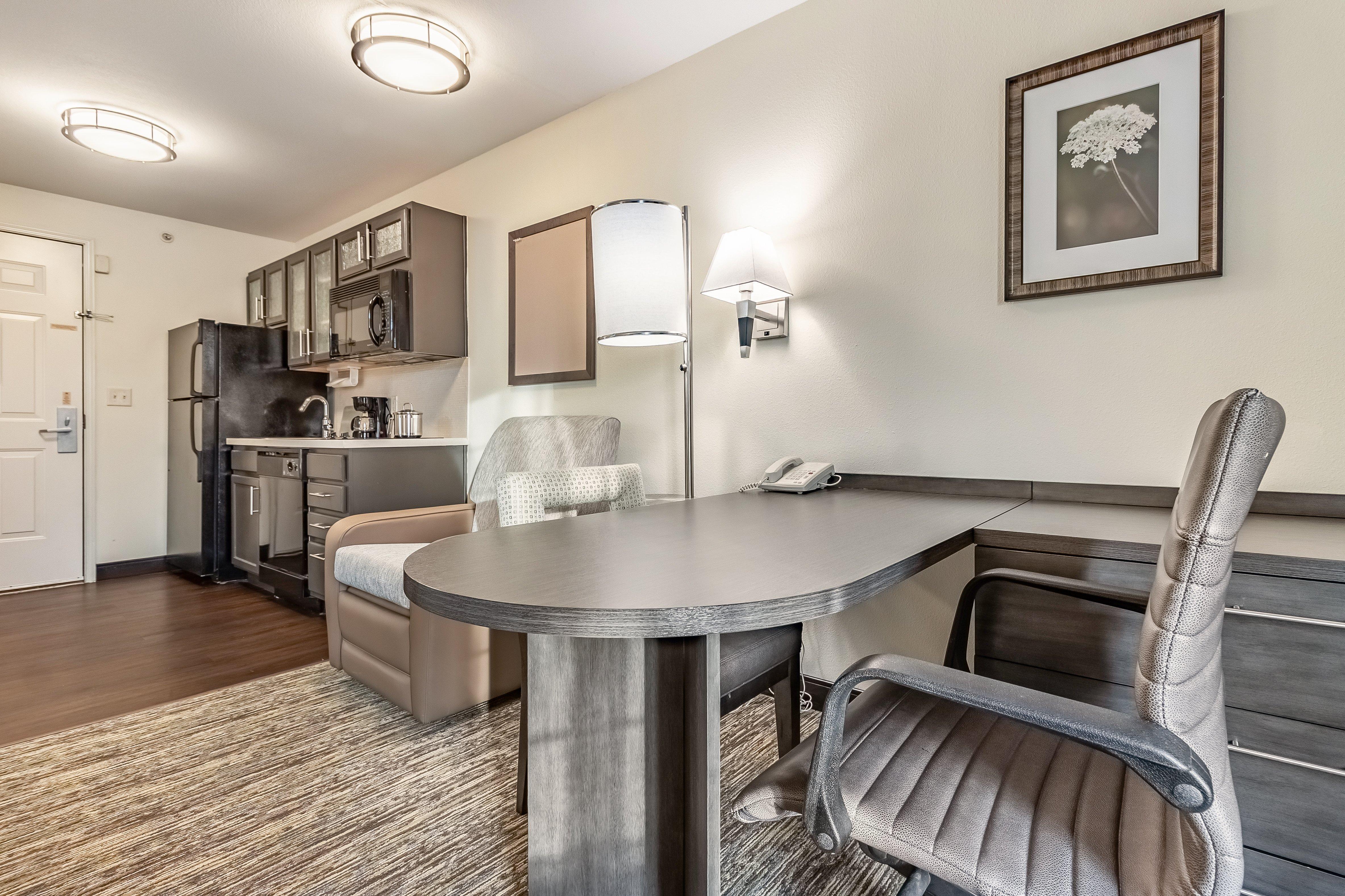 Candlewood Suites Lincoln By Ihg Экстерьер фото