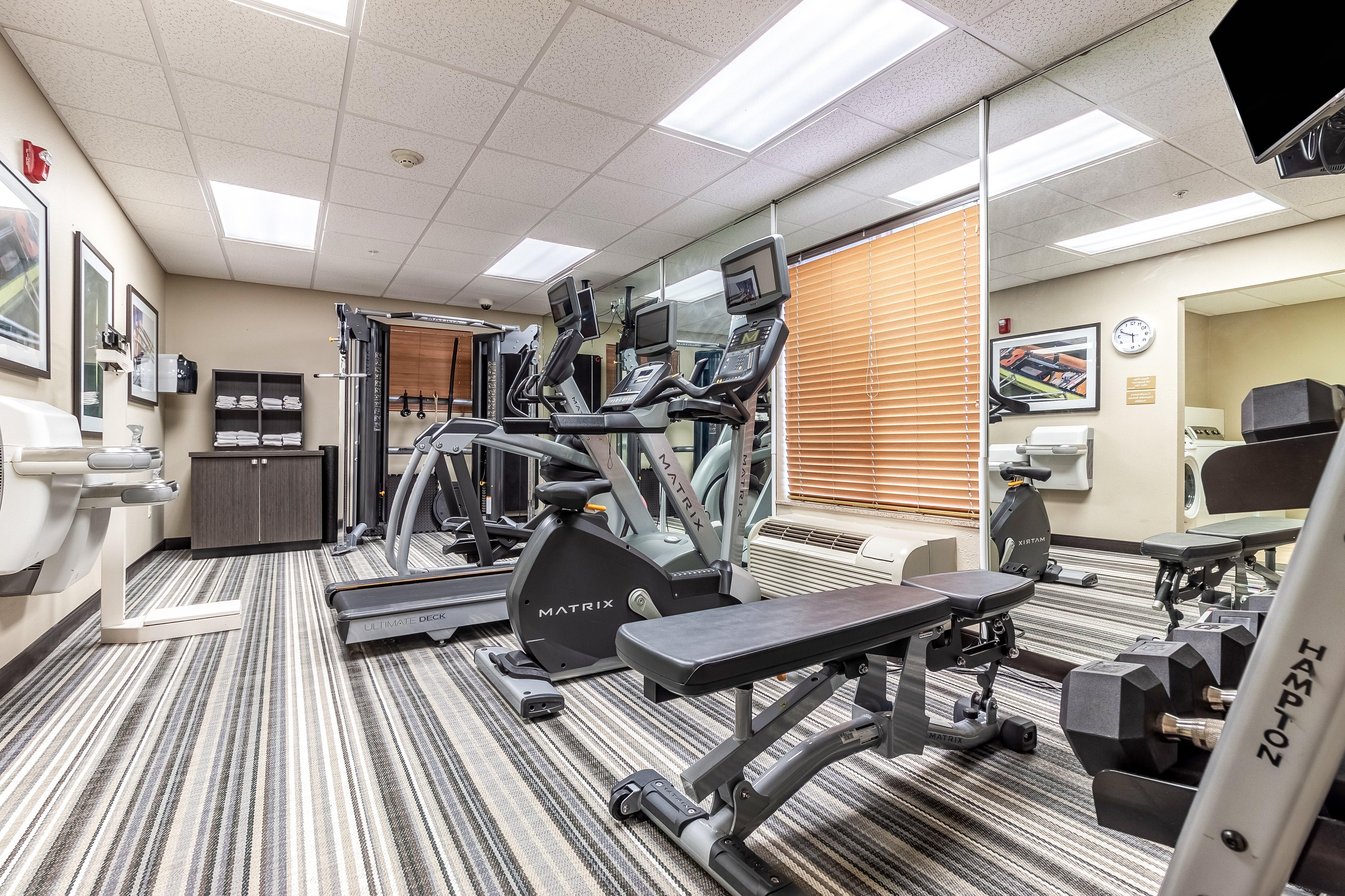 Candlewood Suites Lincoln By Ihg Экстерьер фото
