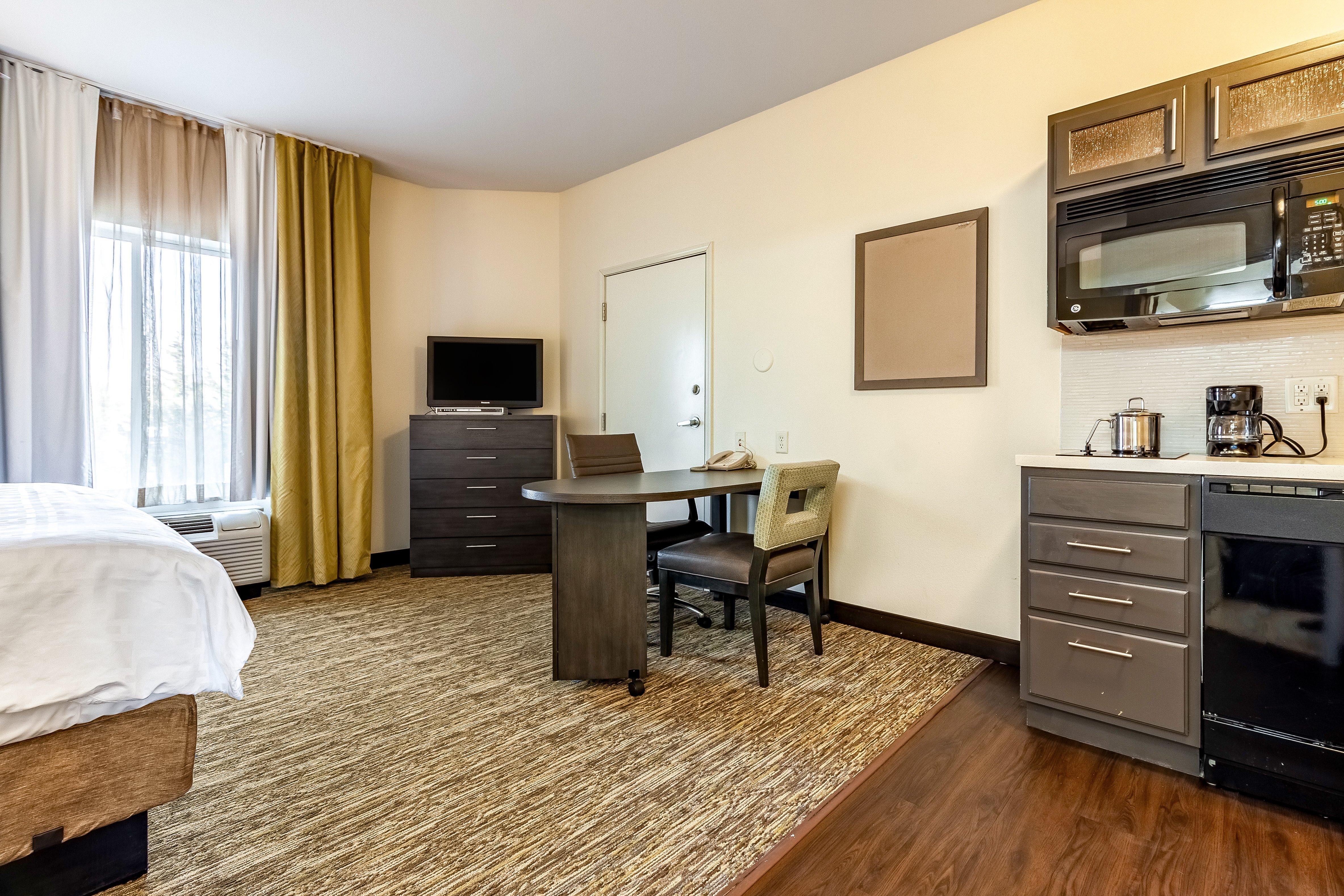 Candlewood Suites Lincoln By Ihg Экстерьер фото