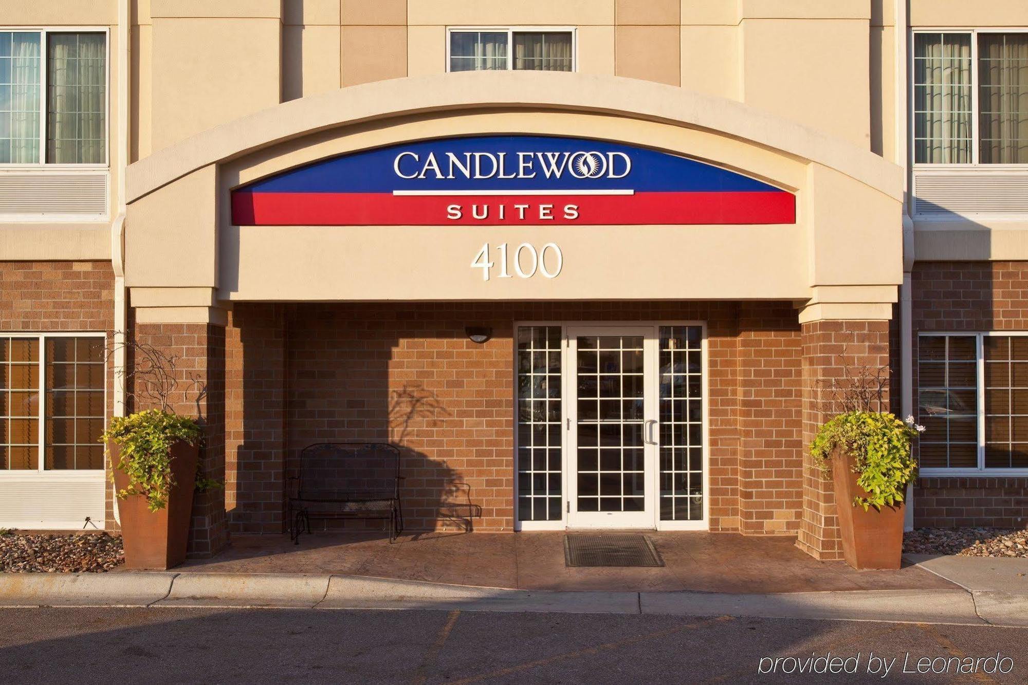 Candlewood Suites Lincoln By Ihg Экстерьер фото