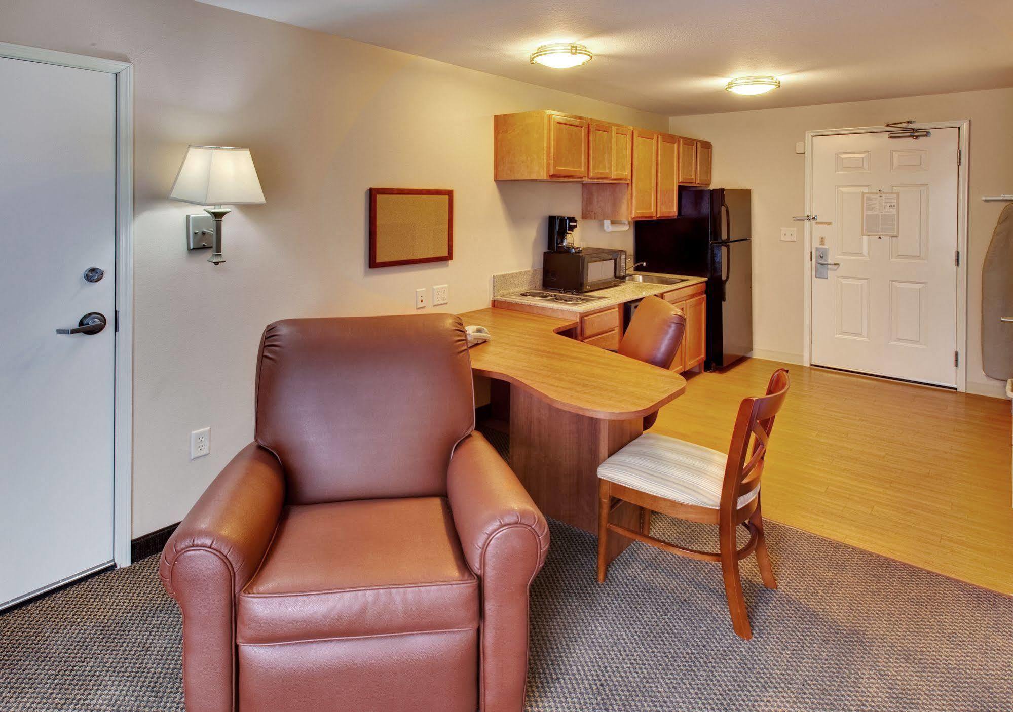 Candlewood Suites Lincoln By Ihg Номер фото