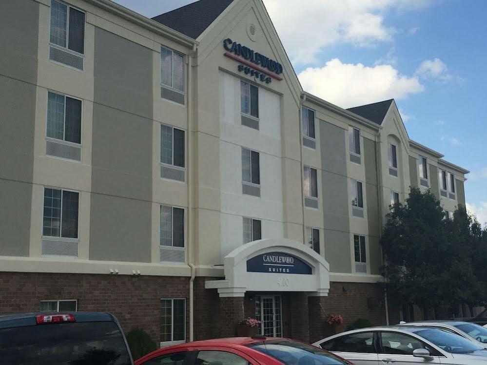Candlewood Suites Lincoln By Ihg Экстерьер фото