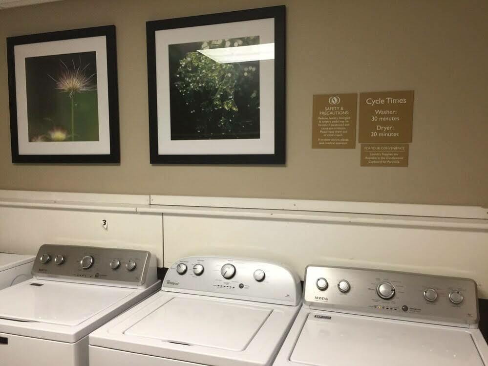 Candlewood Suites Lincoln By Ihg Экстерьер фото