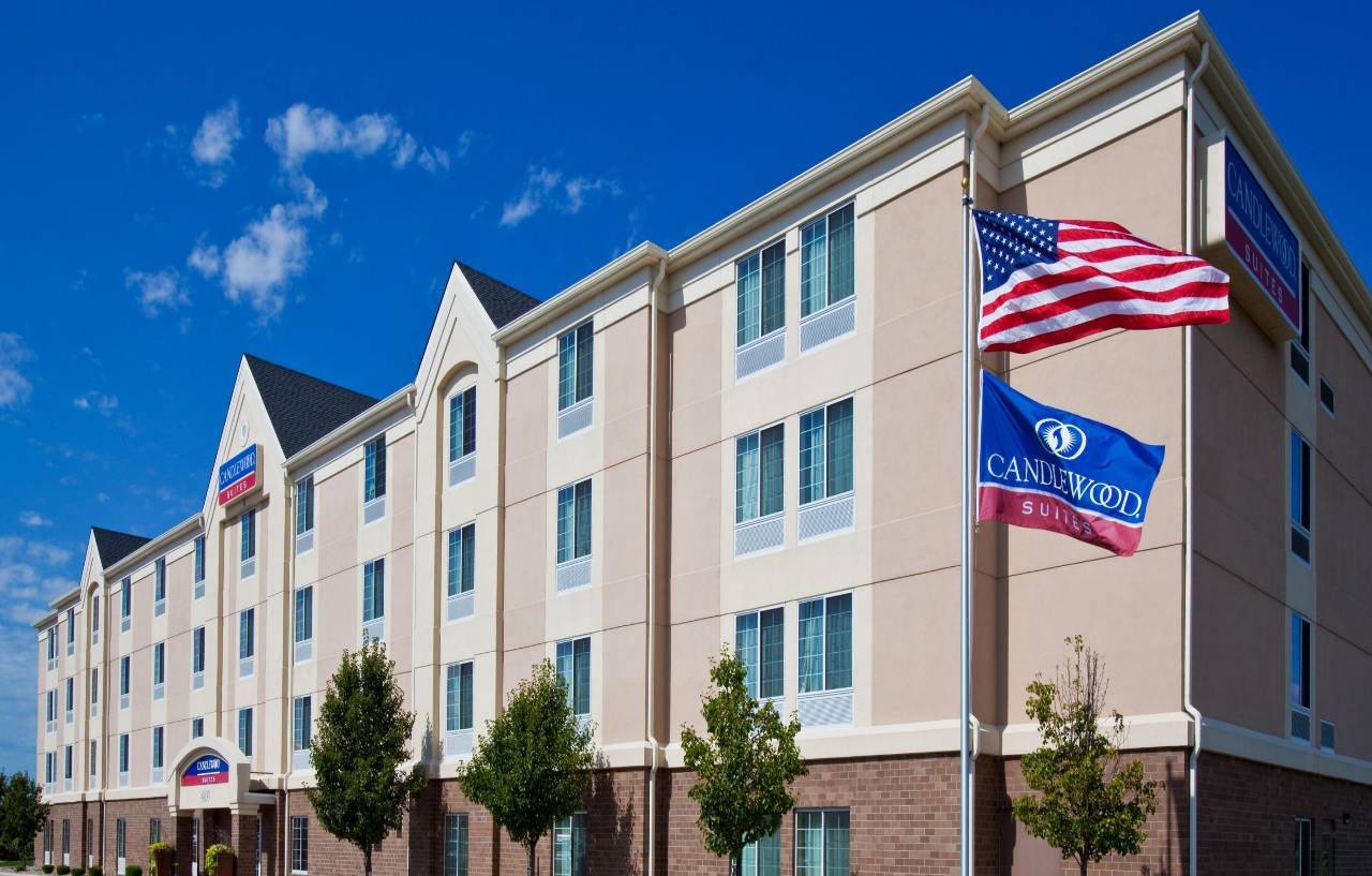 Candlewood Suites Lincoln By Ihg Экстерьер фото