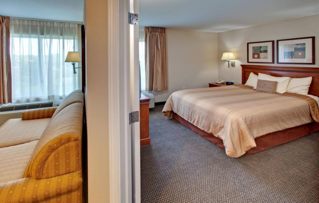 Candlewood Suites Lincoln By Ihg Экстерьер фото
